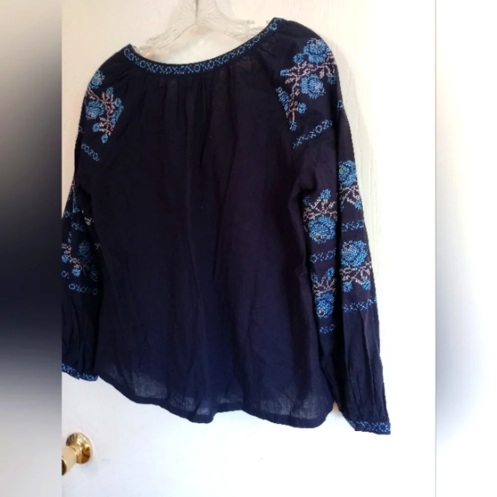 Cowgirl Legend‎ NWT Sz. Small Blue 100% Cotton Embroidered Top - Picture 12 of 13